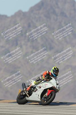 media/Oct-02-2025-Racers Edge (Thu) [[2c91cb6ab3]]/3-B Group/Session 4-Turn 9 (120pm)/